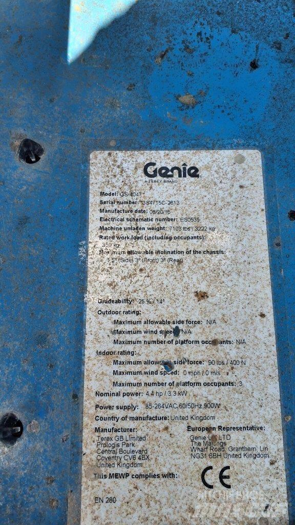 GENIE GS4047 رافعات مقصية الشكل