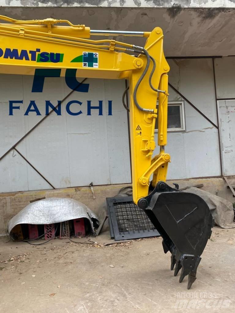 Komatsu 78US حفارات صغيرة أقل من 7 طن (حفارات صغيرة)