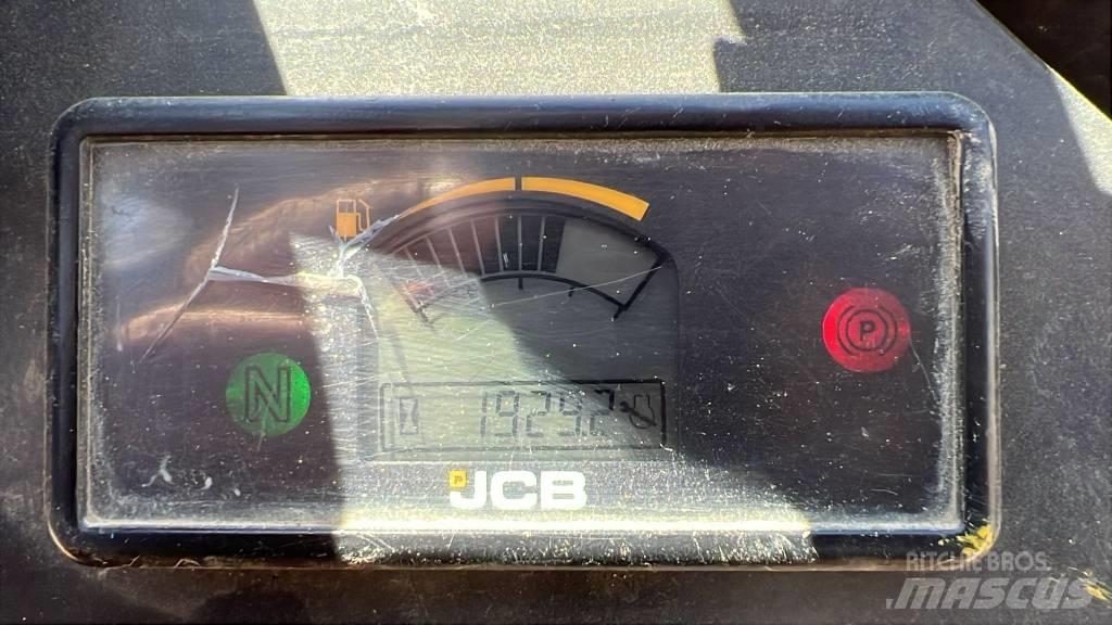 JCB 9TFT عربات نقل قلابة للمواقع