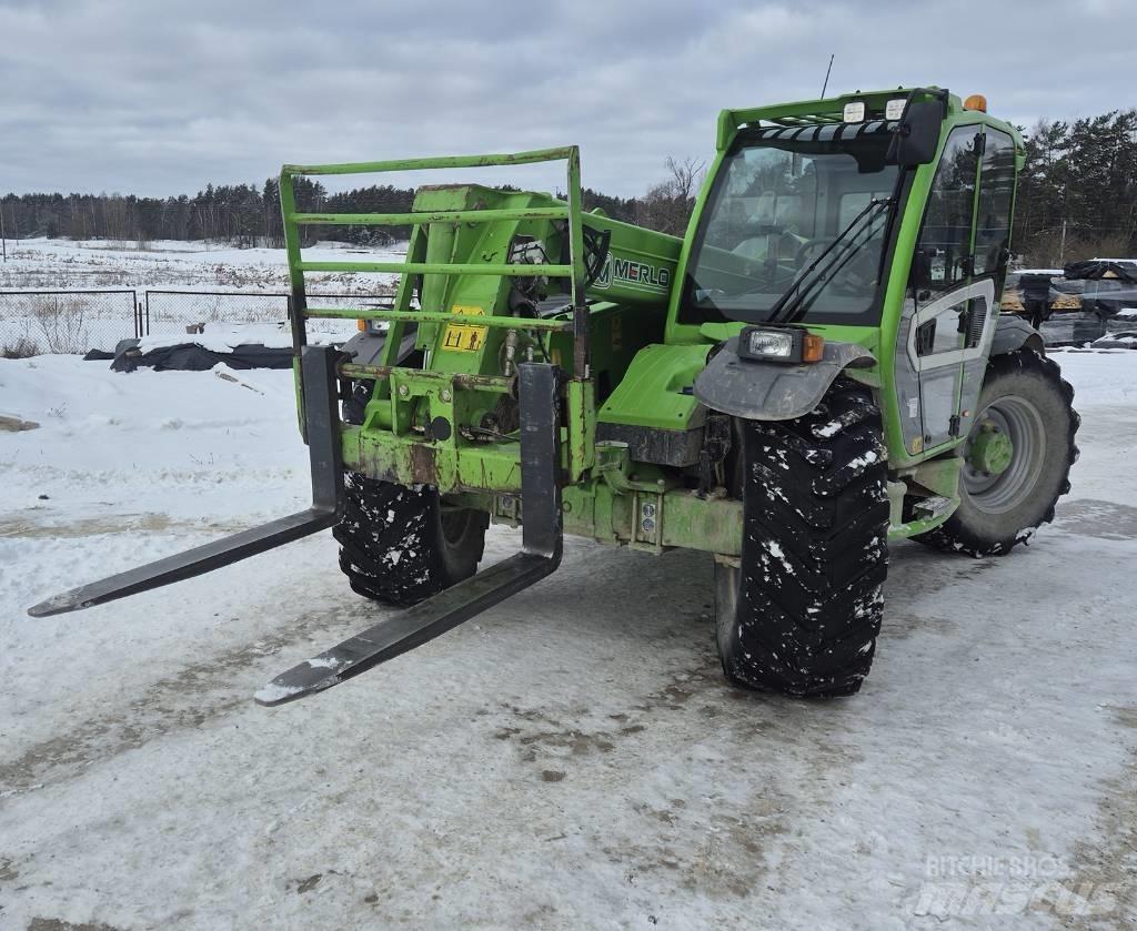 Merlo TF  35.7-140 معدات مناولة لأغراض الزراعة