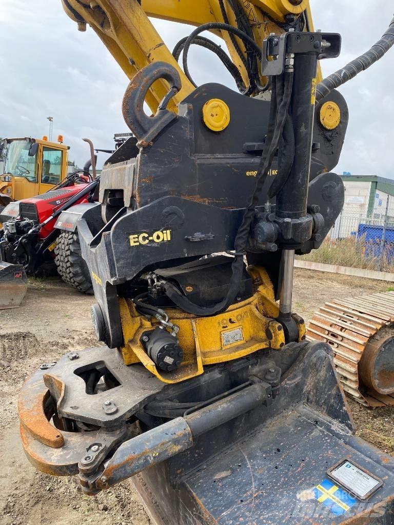 Komatsu PC 290 LC-11 حفارات زحافة