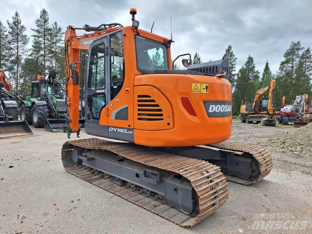 Doosan DX140LCR-5 حفارات زحافة