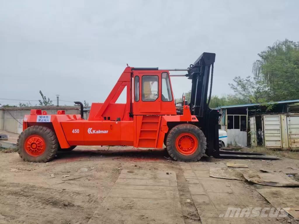 Kalmar DCF 420-12 شاحنات الديزل