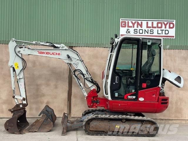 Takeuchi TB 230 حفارات صغيرة أقل من 7 طن (حفارات صغيرة)
