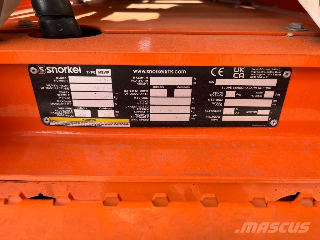 Snorkel S 3219 E رافعات مقصية الشكل