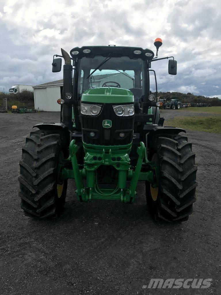 John Deere 6140 R الجرارات
