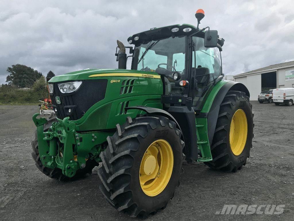 John Deere 6140 R الجرارات