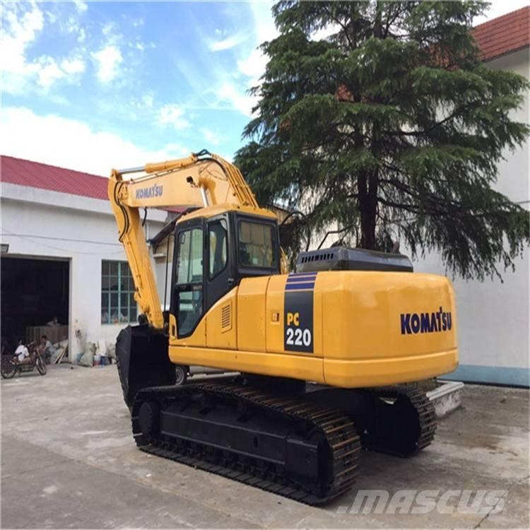 Komatsu pc220-7 حفارات زحافة