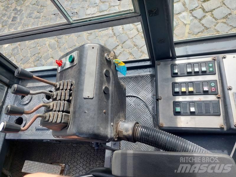 Dantruck 9870DD شاحنات الديزل