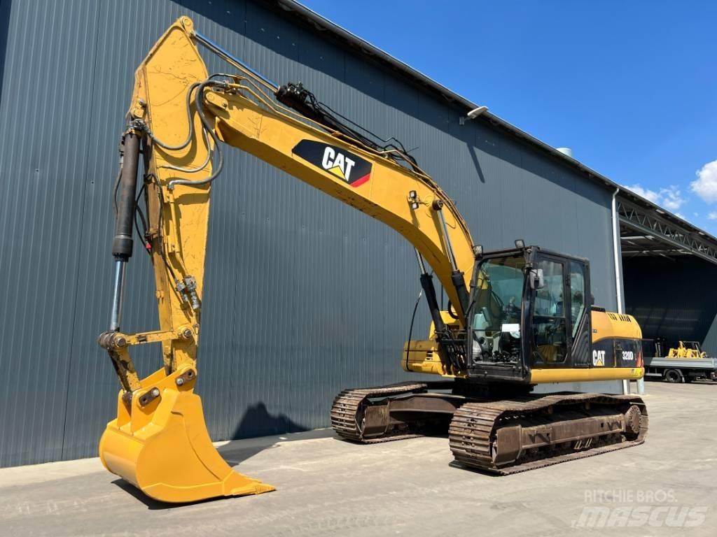 CAT 320D L حفارات زحافة