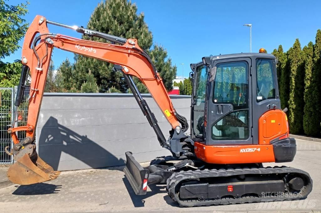 Kubota KX 057-4 حفارات صغيرة أقل من 7 طن (حفارات صغيرة)