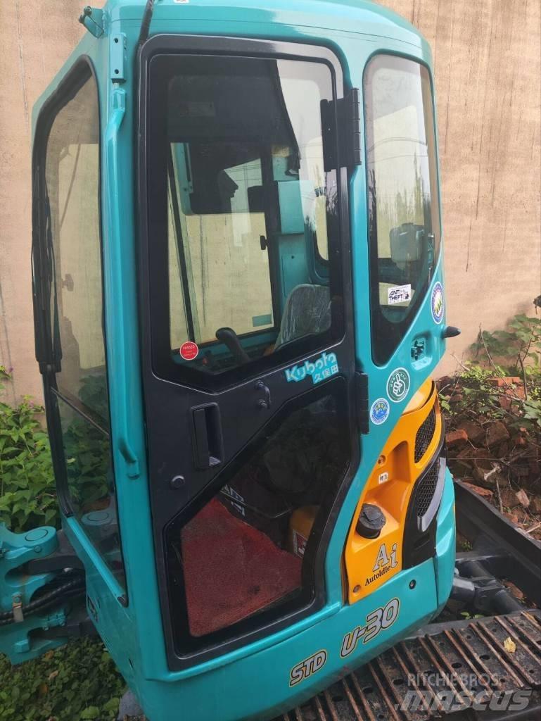 Kubota U 30 حفارات صغيرة أقل من 7 طن (حفارات صغيرة)