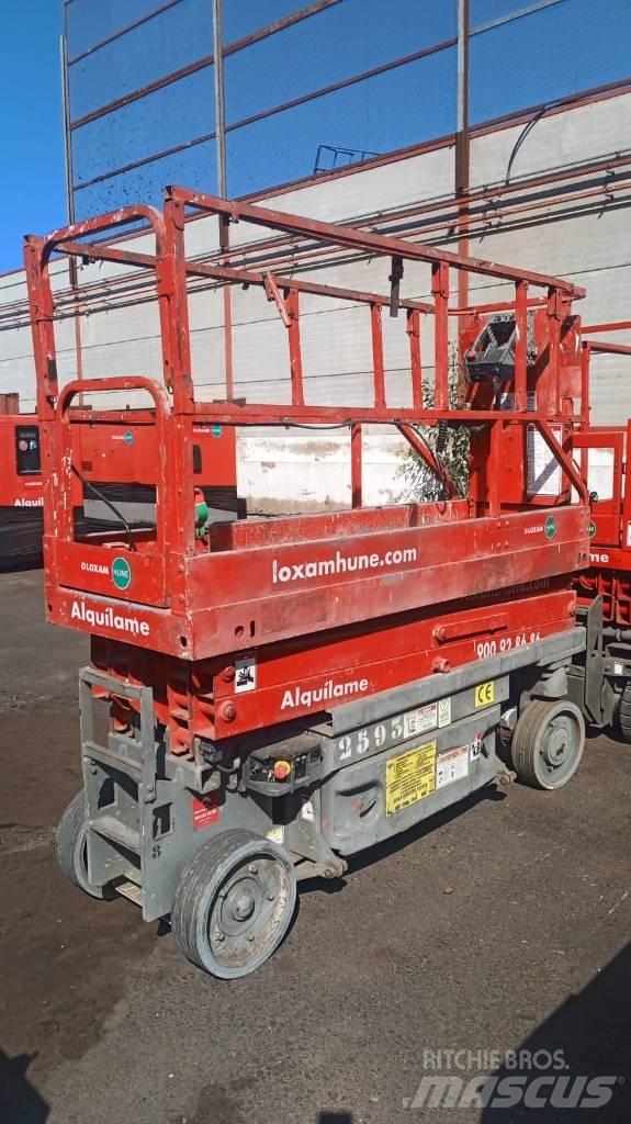 JLG 2030 ES رافعات مقصية الشكل