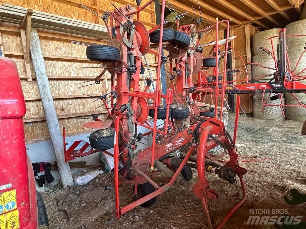 Kuhn GF10812 مكابس وميبسات التبن