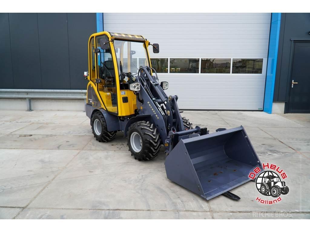 Eurotrac W11MC لوادر بعجل