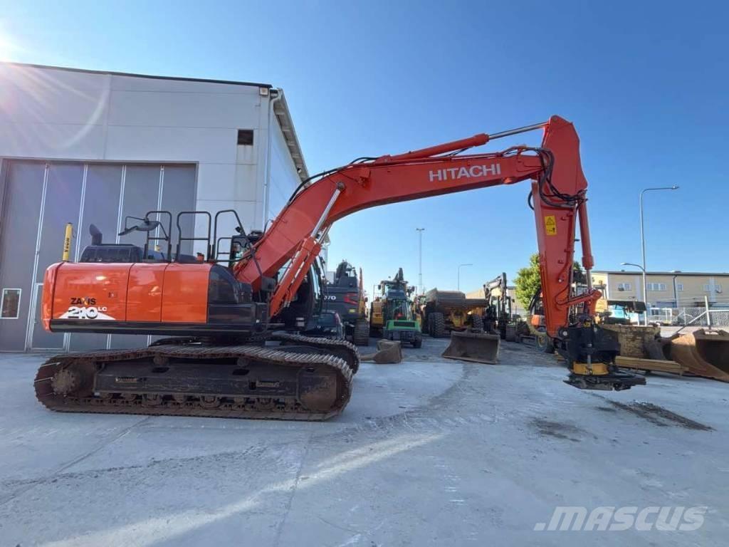 Hitachi ZX 210 LC-6 حفارات زحافة