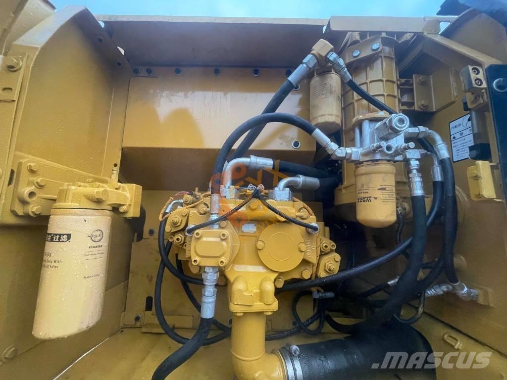 CAT CAT320 D2 حفارات زحافة