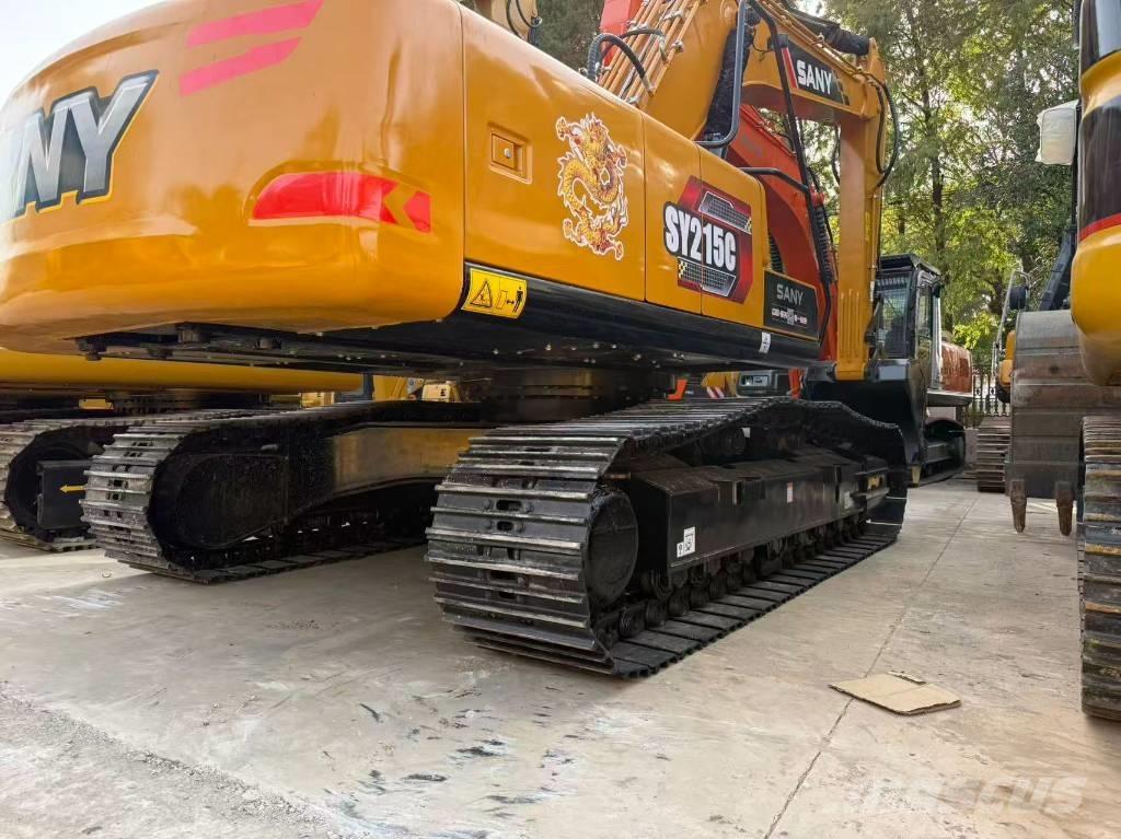Sany SY 215 C حفارات زحافة