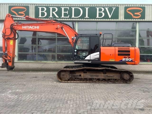 Hitachi ZX 250 LC-6 حفارات زحافة