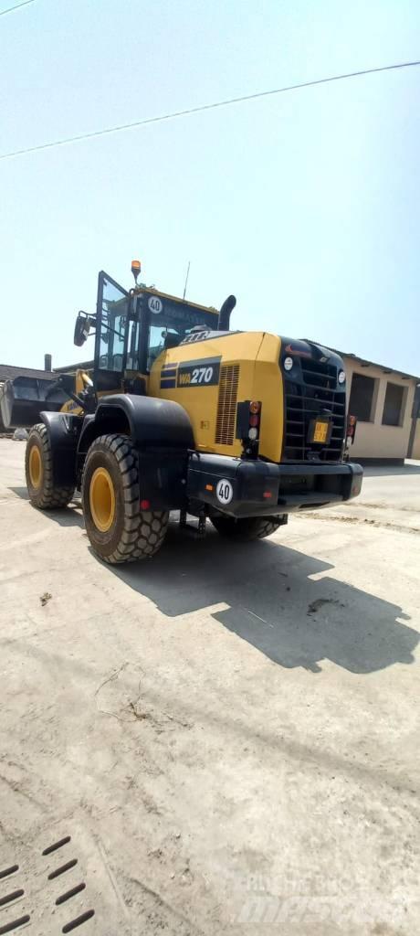 Komatsu WA270-8 لوادر بعجل