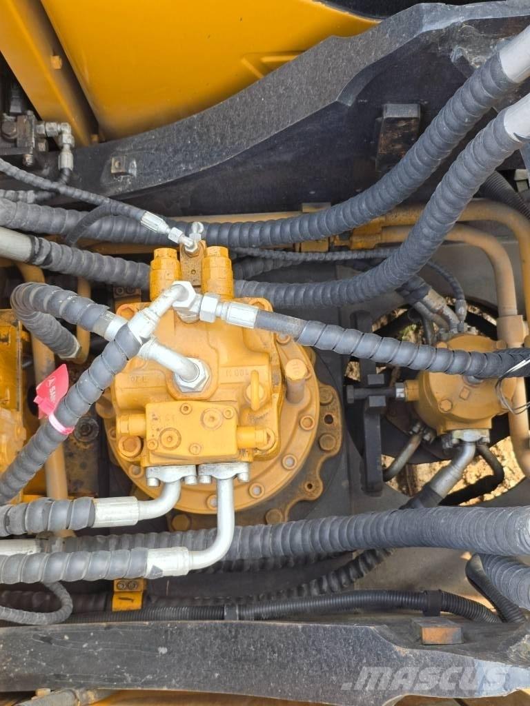 Sany SY215C حفارات زحافة