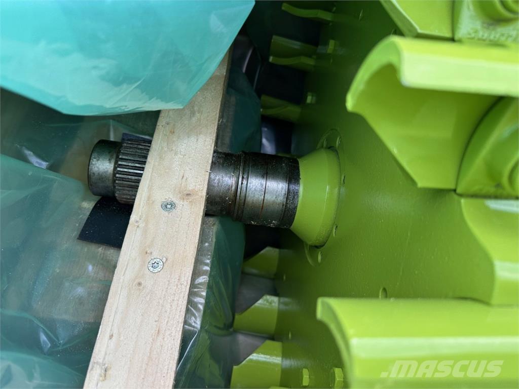 CLAAS V-MAX 36 ملحقات ماكينات القش والعلف