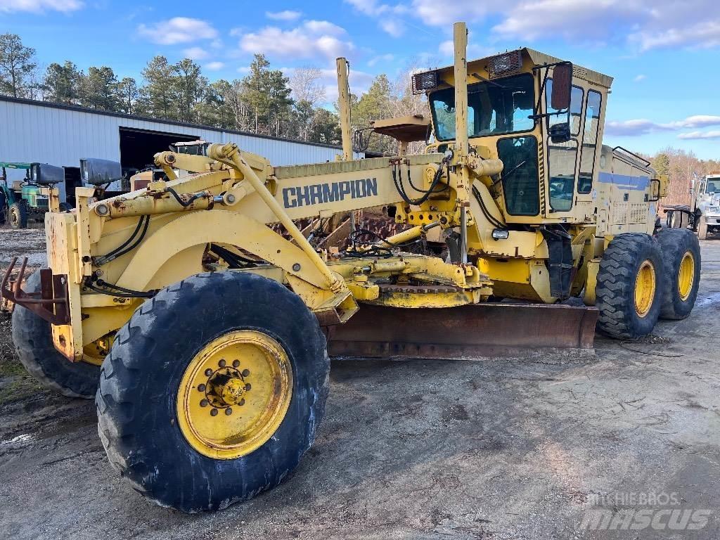 Champion 720 A VHP معدات تمهيد الطرق