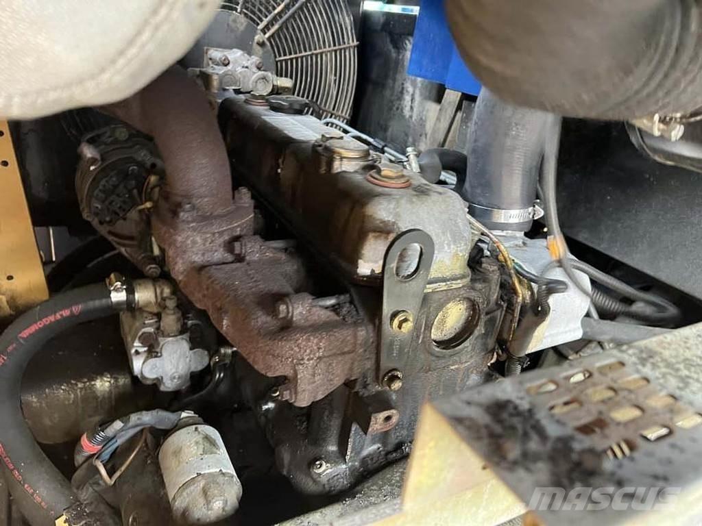 Marini MF 331 معدات السفلتة