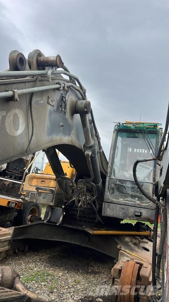 Volvo EC 360 L محركات
