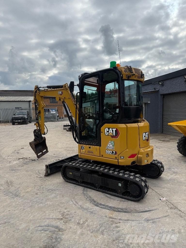CAT 302.7 CR حفارات صغيرة أقل من 7 طن (حفارات صغيرة)