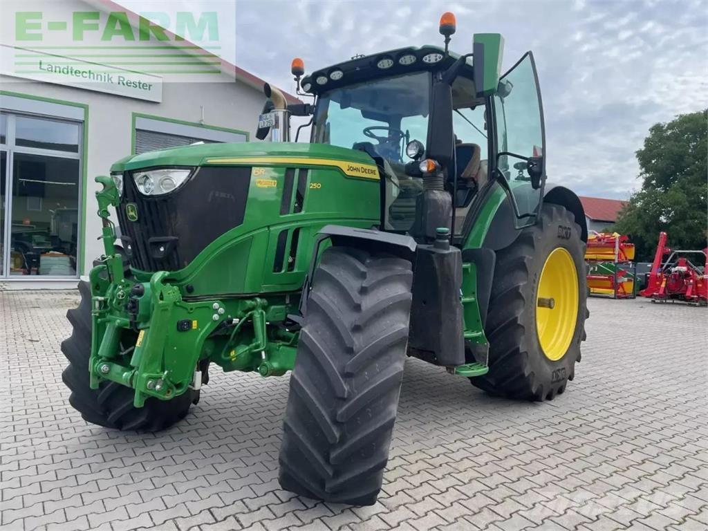 John Deere 6r 250 الجرارات