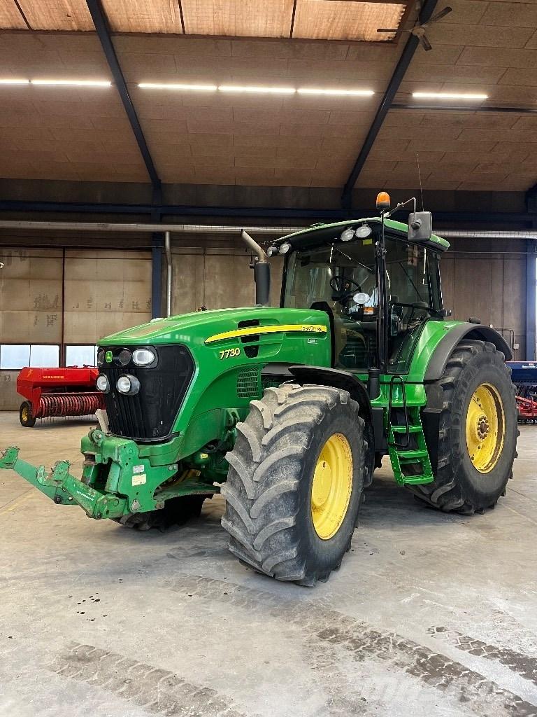 John Deere 7730 AQ الجرارات