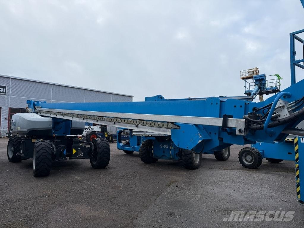 Genie SX 135 XC رافعات سلة مفصلية