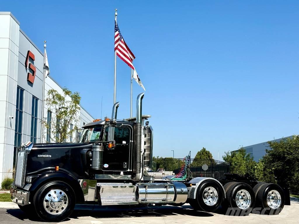 Kenworth W 900 وحدات الجر