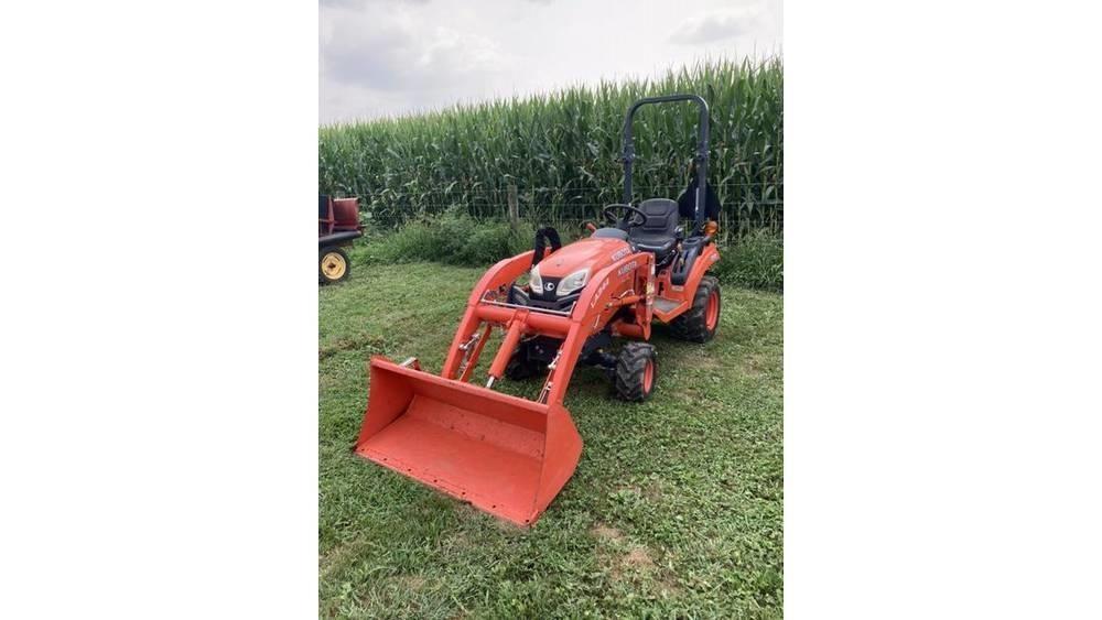 Kubota BX 1880 الجرارات
