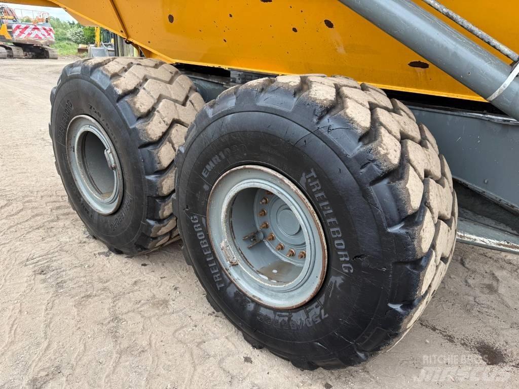 Liebherr TA 230 ساحبات مفصلية