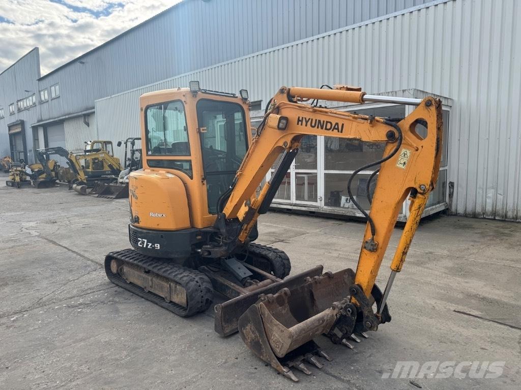 Hyundai ROBEx 27-9 حفارات صغيرة أقل من 7 طن (حفارات صغيرة)