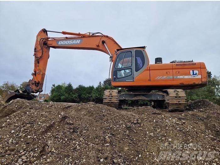 Doosan DX300LCA حفارات خاصة