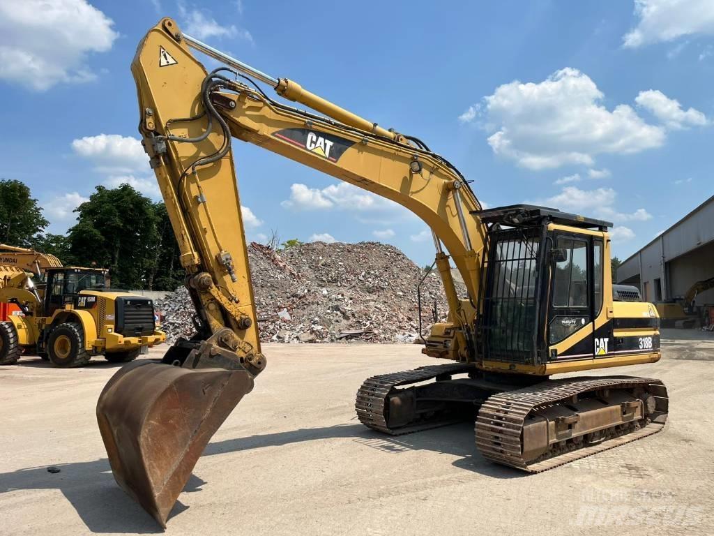 CAT 318 B L حفارات زحافة