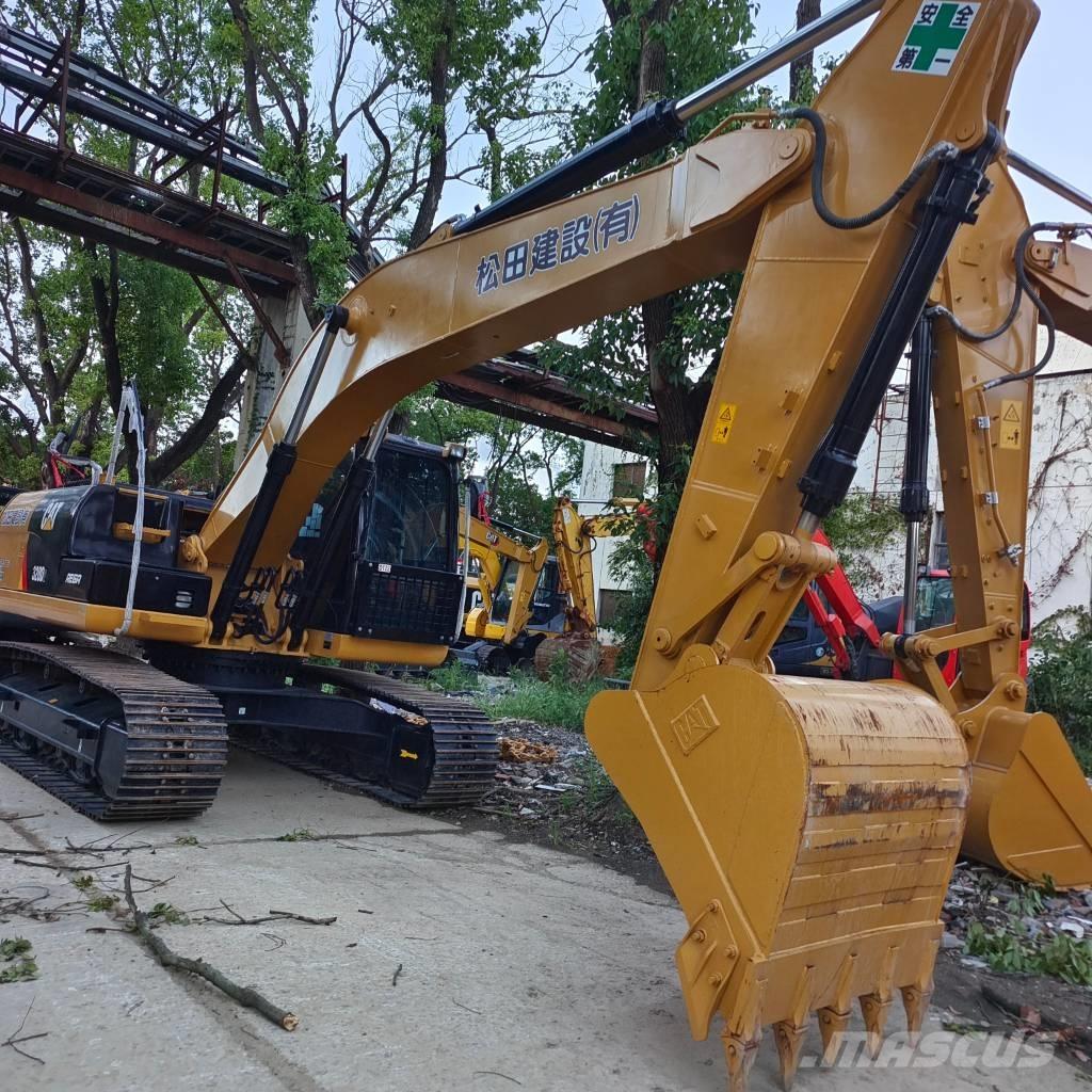 CAT 320 D حفارات زحافة