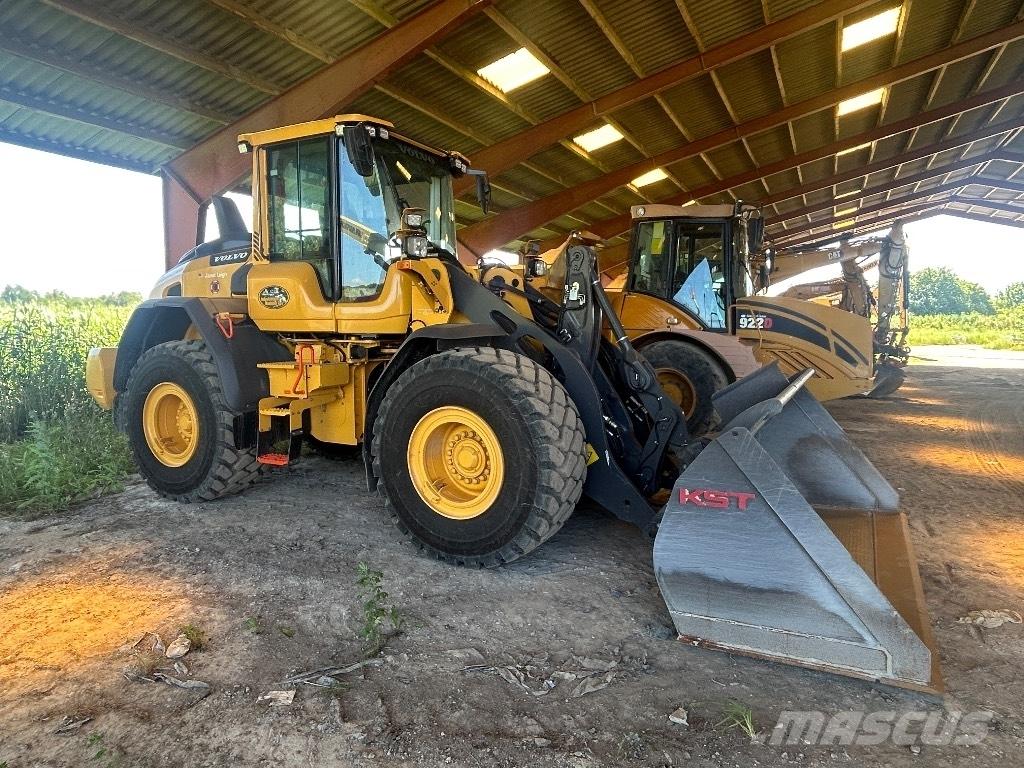 Volvo L 90 H لوادر بعجل