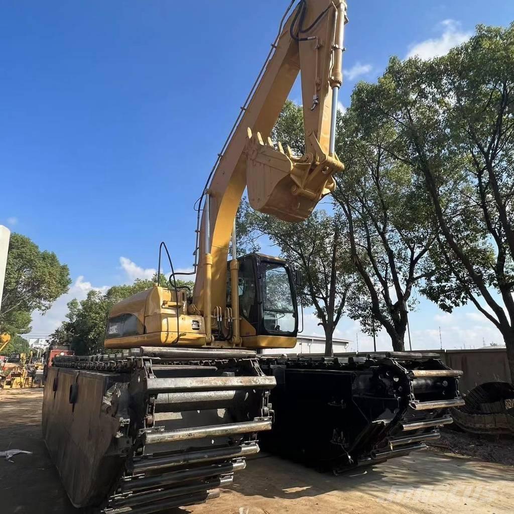 CAT 320 C الحفارات البرمائية