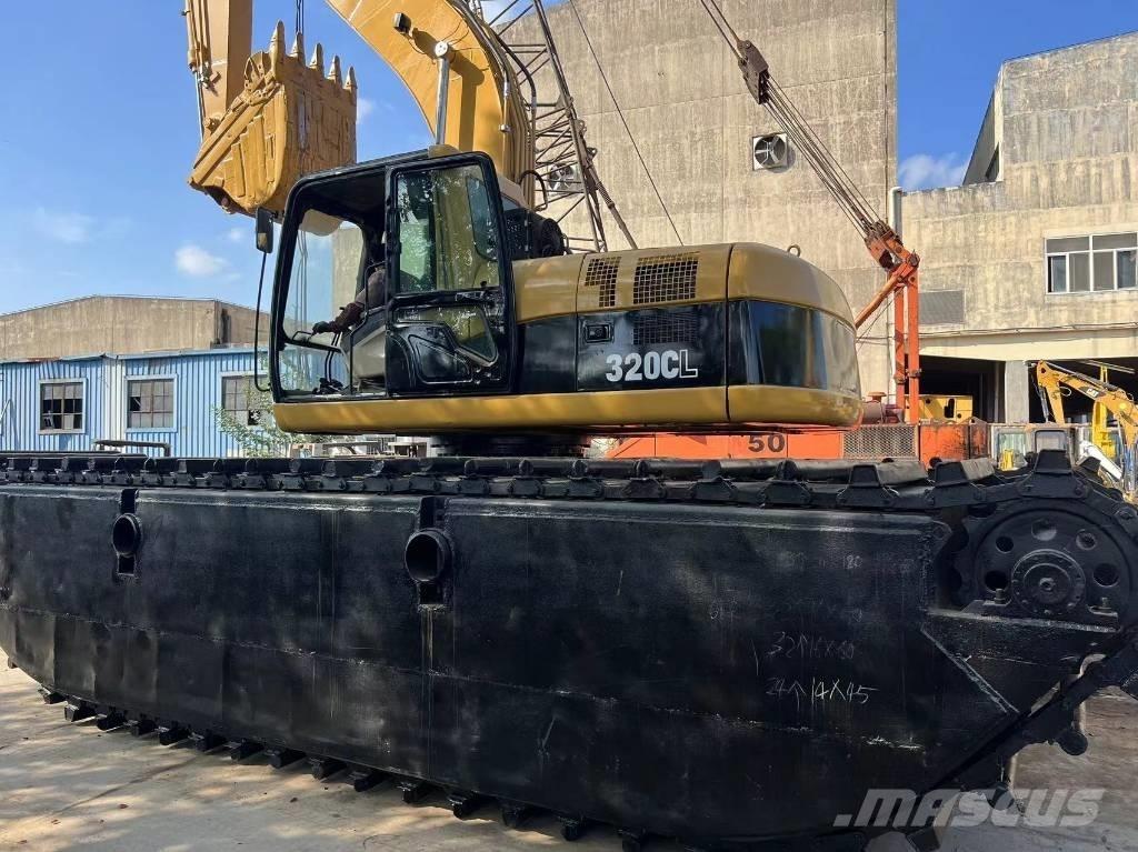 CAT 320 C الحفارات البرمائية