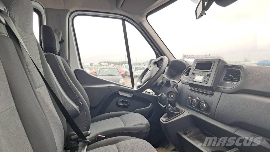 Renault Master شاحنات خفيفة/مفصلية الجوانب
