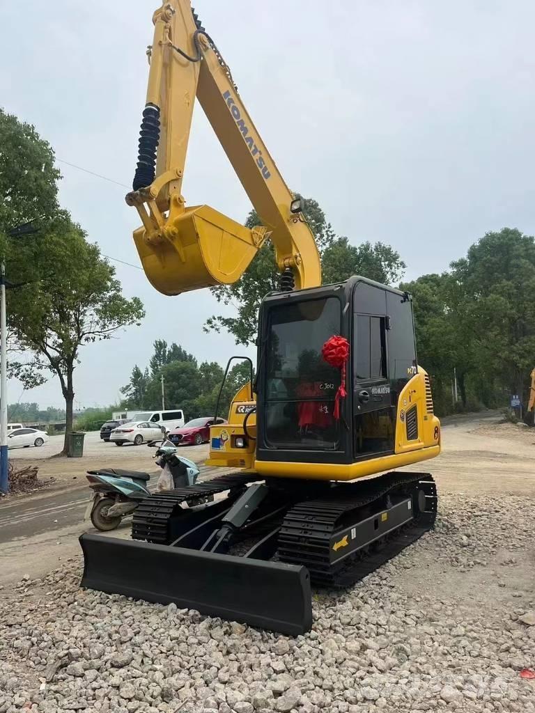 Komatsu PC70-8 حفارات وسط 7 طن - 12 طن