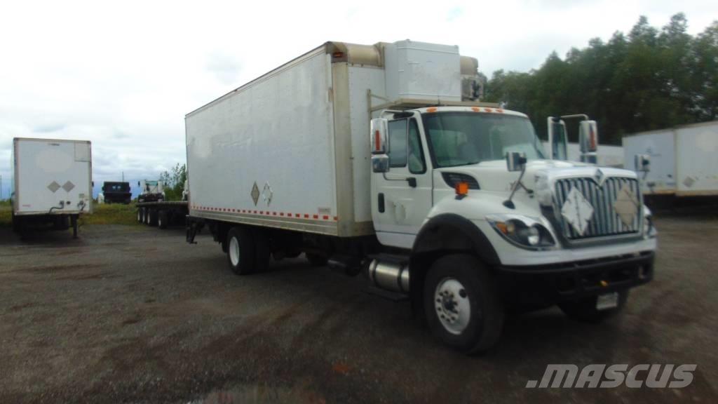 International 7600 شاحنات ذات هيكل صندوقي