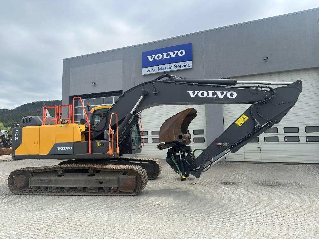 Volvo EC 200 EL حفارات زحافة