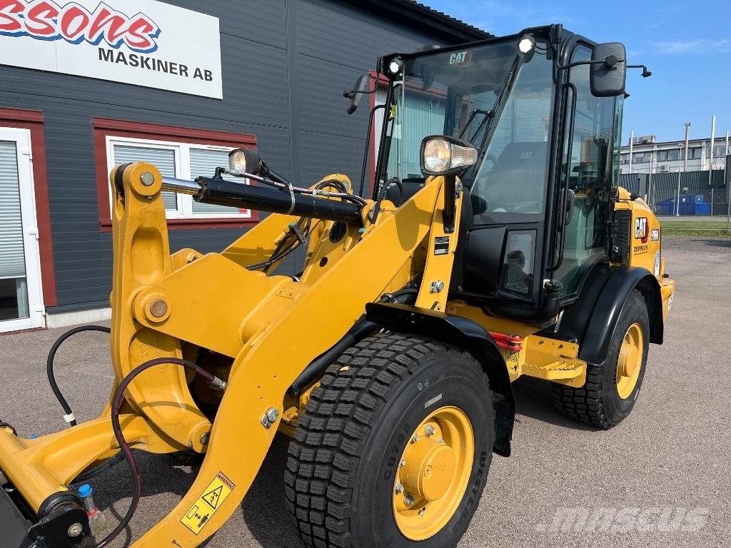 CAT 906M-20  35km/h لوادر بعجل