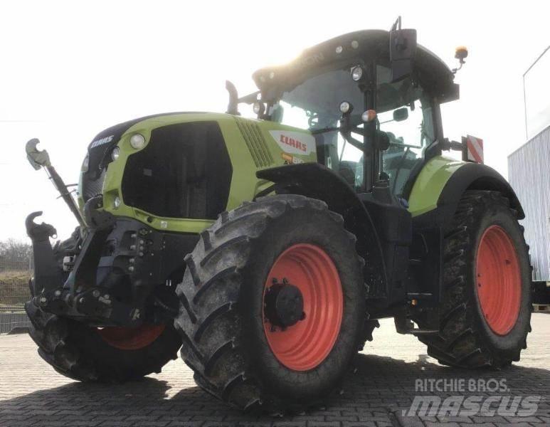 CLAAS AXION 810 الجرارات