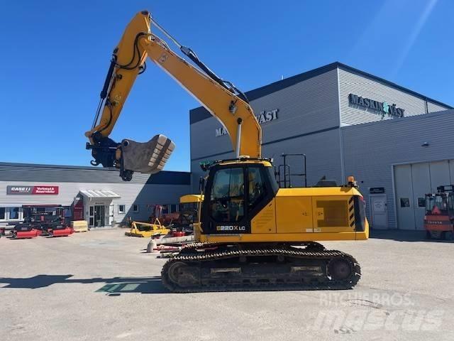 JCB Bandgrävare 220X حفارات زحافة